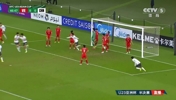 太强了❗️U23国足1-0领先越南 徐阳：彭啸拉都拉不住